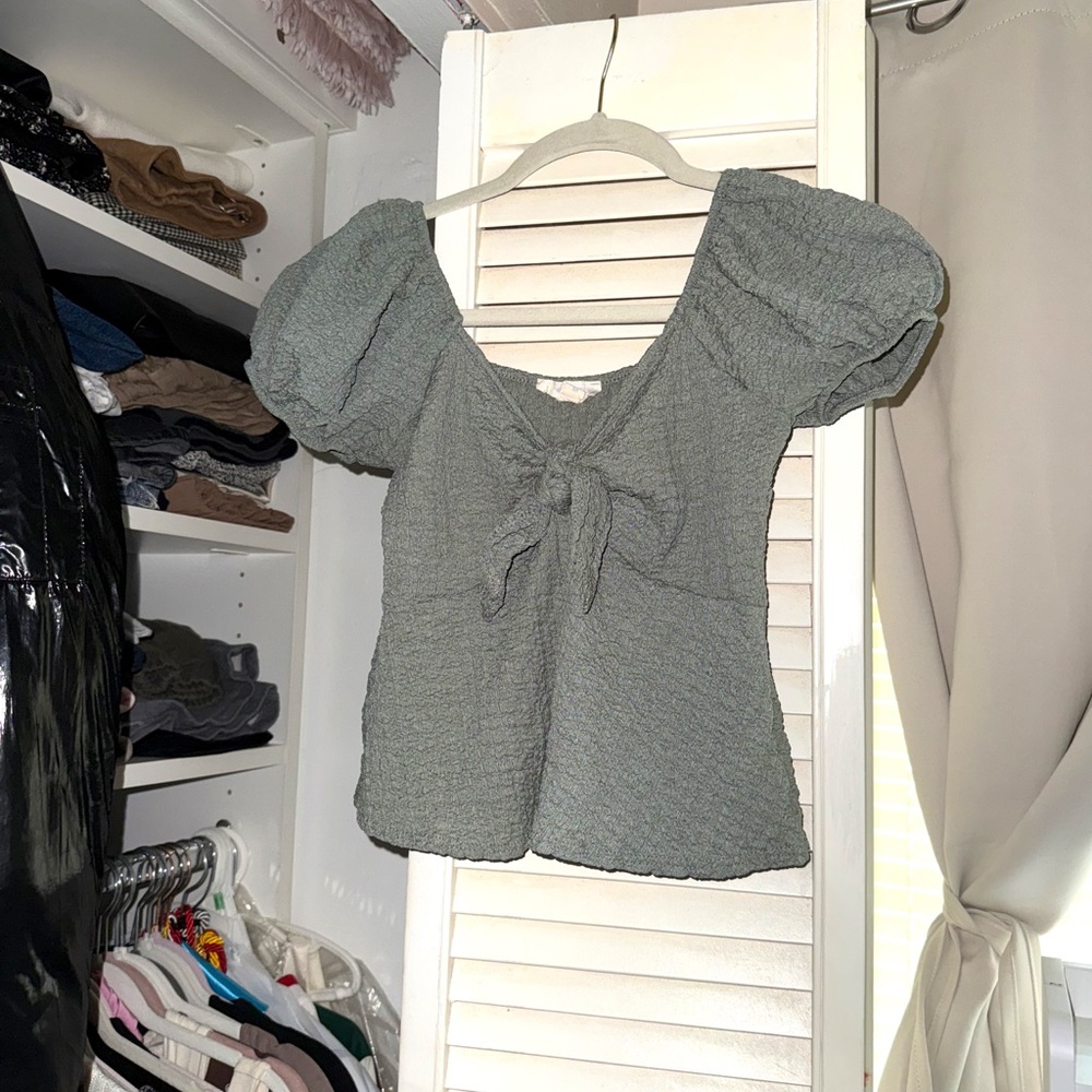 Elegant Puff Sleeve Top in Turquoise